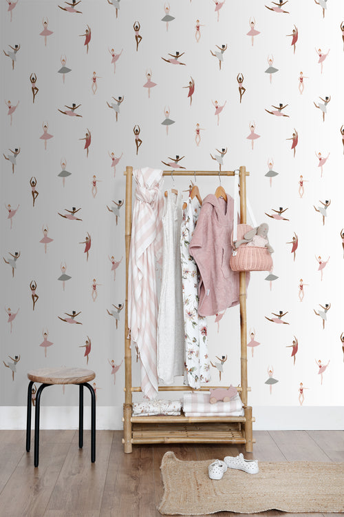 ESTAhome behang ballerina's oudroze en vergrijsd blauw - 53 cm x 10.05 m - 139535 - vtwonen shop