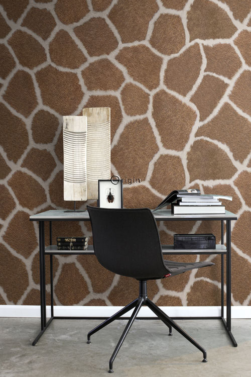 Origin Wallcoverings fotobehang giraffe huid look bruin - 150 x 279 cm - 357244