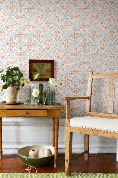 Borastapeter behang tegelmotief terracotta en blauw - 53 cm x 10.05 m - 660052 - vtwonen shop