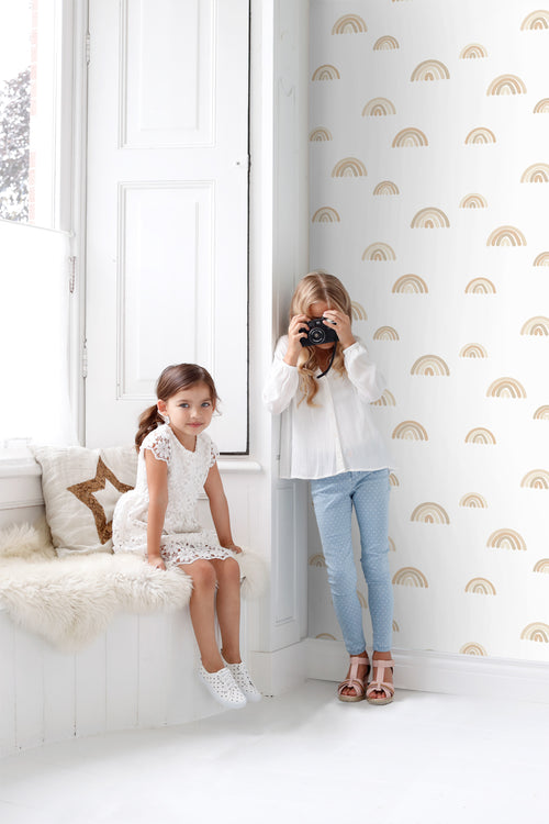 ESTAhome behang regenboogjes beige en wit - 53 cm x 10.05 m - 139684 - vtwonen shop