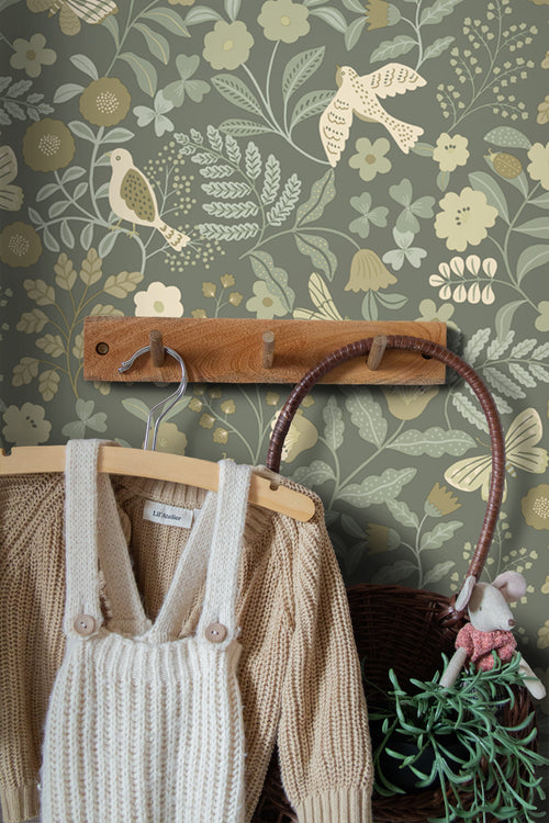 ESTAhome behang bloemen en vogels vergrijsd groen - 50 x 900 cm - 131465 - vtwonen shop