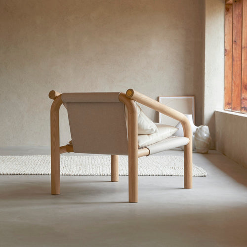 Tikamoon Fauteuil van licht massief eikenhout en crèmekleurig fluweel - Beige - vtwonen shop