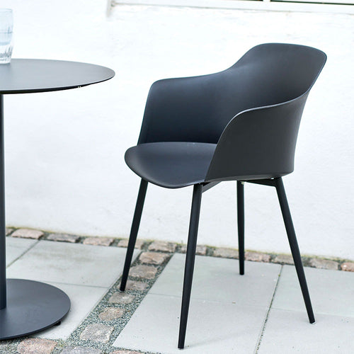 Lisomme Dian kunststof tuinstoel zwart - vtwonen shop