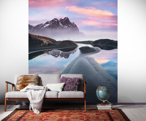 Sanders & Sanders fotobehang mistige bergen blauw en zacht roze - 200 x 250 cm - 612510
