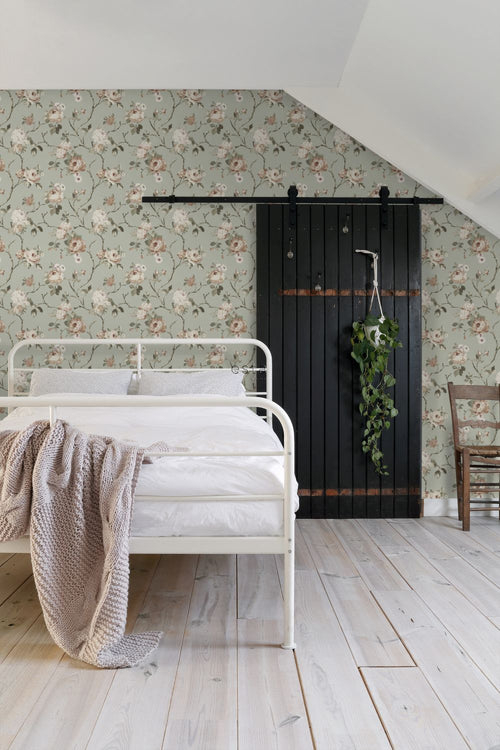 ESTAhome behang vintage bloemen vergrijsd mintgroen en zacht roze - 53 cm x 10.05 m - 139291