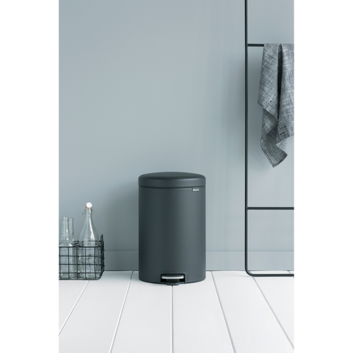 Brabantia NewIcon Pedaalemmer, 20 liter, kunststof binnenemmer - Mineral Infinite Grey