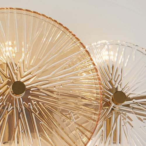 Searchlight Wagon Wheel Wand/Flush met 6 lampen, brons-amber glas