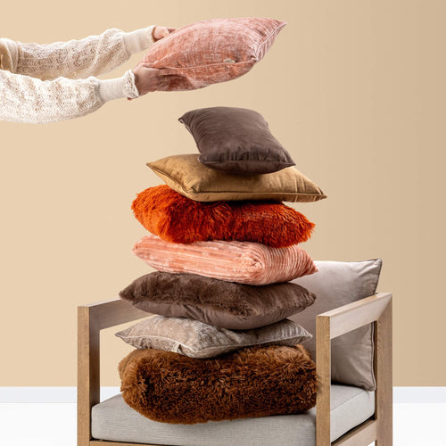 FINN - Sierkussen 30x50 cm - velvet - lendekussen - Chocolate Martini - donkerbruin