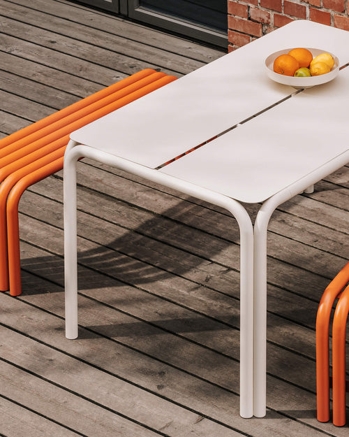 noo.ma Nokk Table - stevige stalen eettafel, 135x84x73 cm, Forest Green