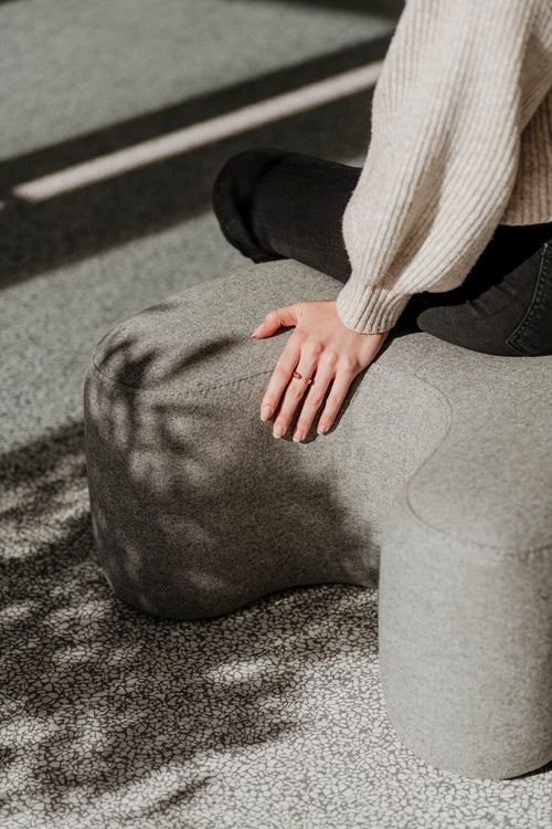 noo.ma Ü Poef - Universal Grey Wool - vtwonen shop