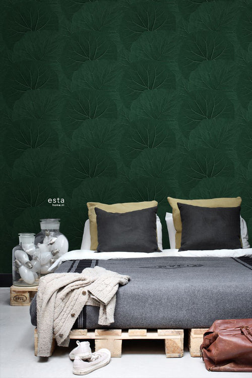 ESTAhome behang grote bladeren emerald groen - 0,53 x 10,05 m - 138997 - vtwonen shop