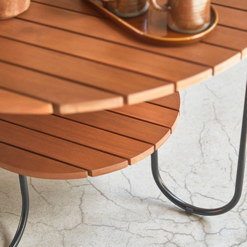 Tikamoon Key Wood - Tuinsalontafel van massief acacia met lamellen - Naturel - vtwonen shop