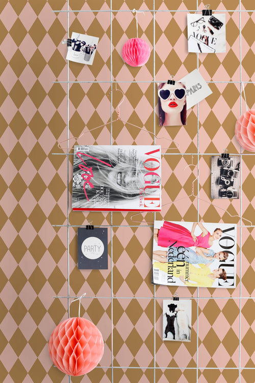 ESTAhome behang ruiten bruin en roze - 50 x 900 cm - 131600 - vtwonen shop