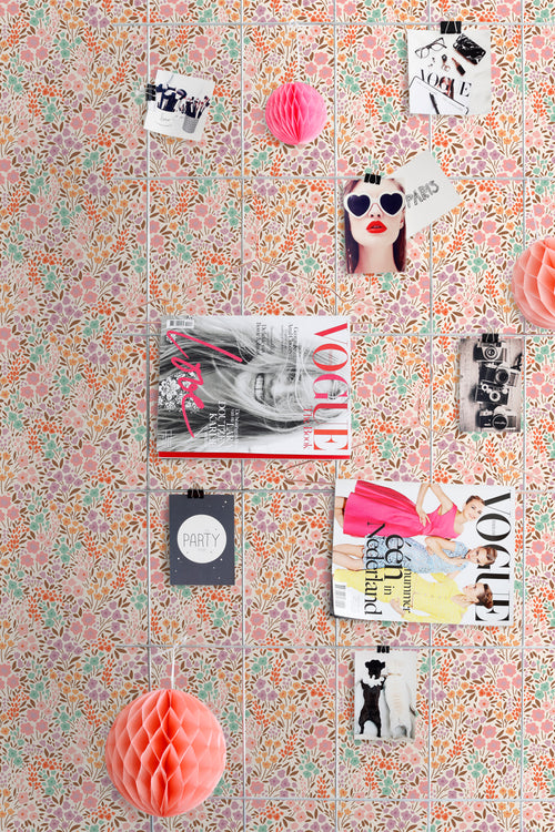 ESTAhome behang bloemetjes roze en blauw - 50 x 900 cm - 131579 - vtwonen shop