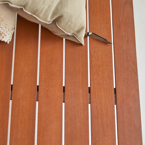 Tikamoon Key Wood - Driezits tuinbank van massief acaciahout - Naturel - vtwonen shop