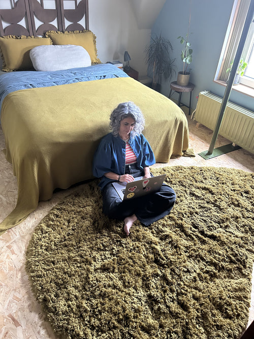 Interieur05 vloerkleed Pilo - hoogpolig - olijfgroen - 240 x 340 cm - vtwonen shop