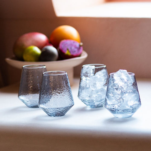 Brût Homeware Water glazen grijs, set van 4. Extra blauwe karaf voor € 4,95