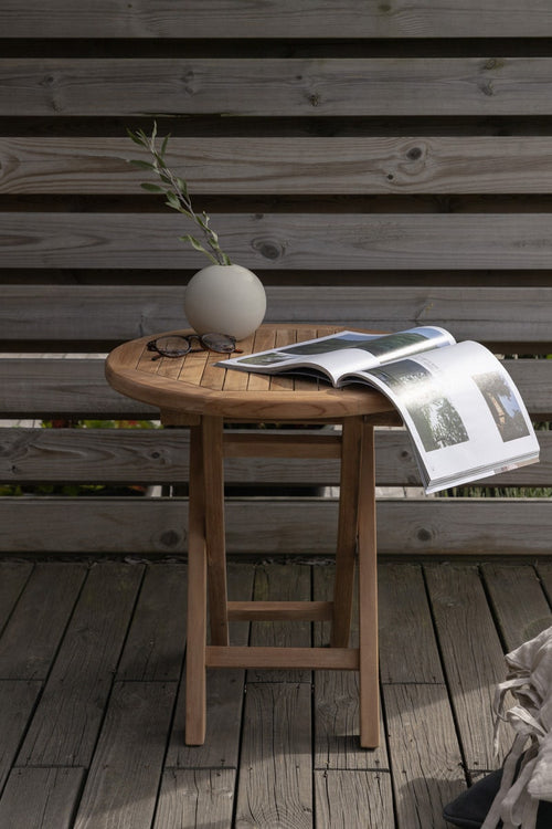 Nest outdoor Frida Houten Tuin Bijzettafel Naturel - Ø 50 cm - vtwonen shop