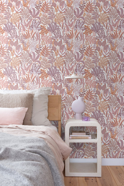 ESTAhome behang tropische bladeren en bloemen oranje en paars - 50 x 900 cm - 131667