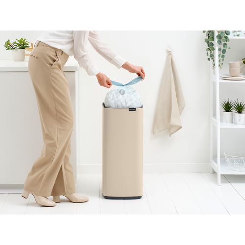 Brabantia Bo Touch Bin, 30 liter - Soft Beige - vtwonen shop