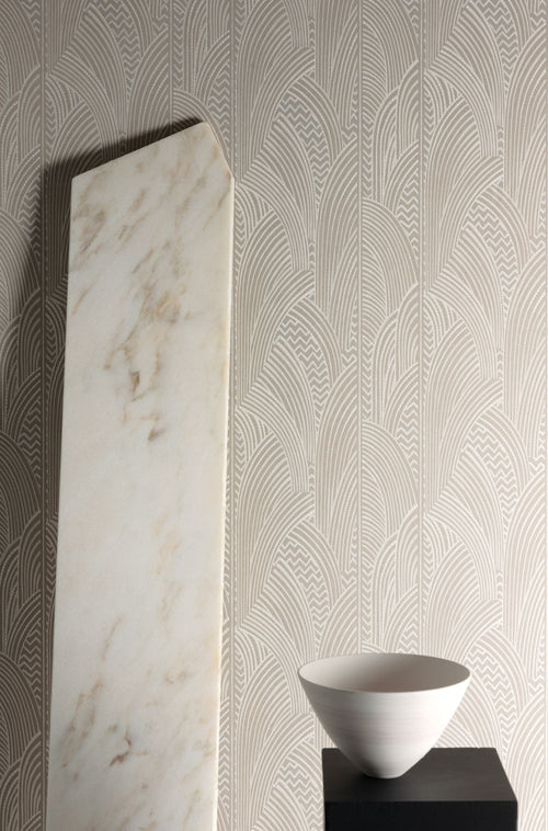 Masureel behang grafisch motief beige - 53 cm x 10.05 m - 630005 - vtwonen shop