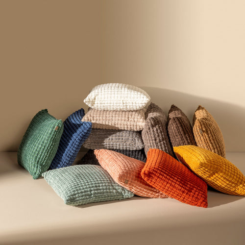 ROME - Sierkussen 45x45 cm - 100% polyester - effen kleur - Chocolate Martini - donkerbruin