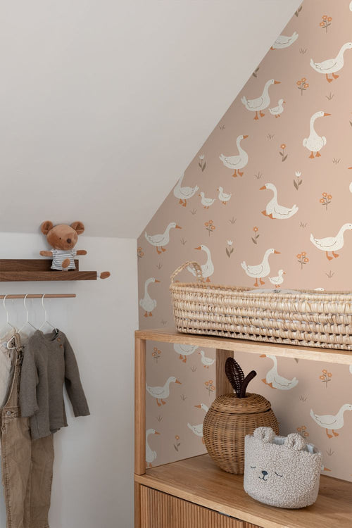 ESTAhome behang schattige ganzen terracotta roze - 50 x 900 cm - 131831