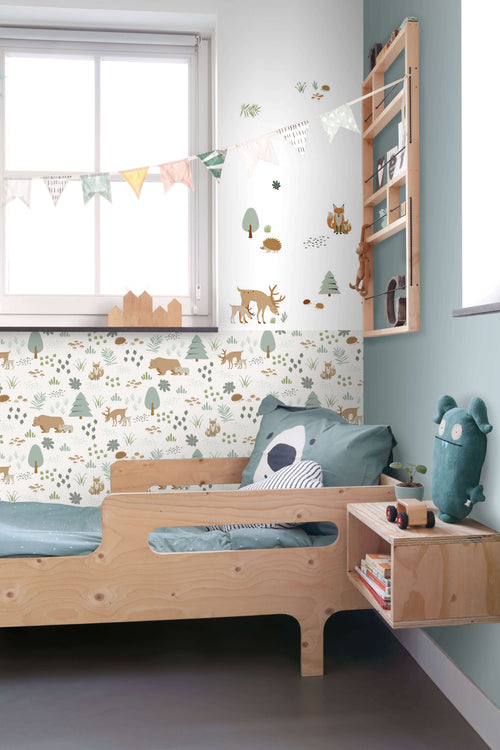 ESTAhome muursticker bos met bosdieren beige en mintgroen - 47.5 x 66 cm - 156104