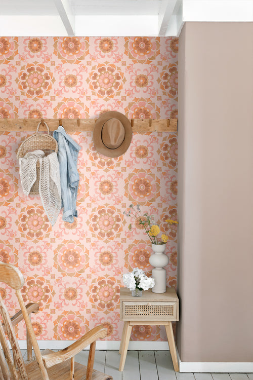 ESTAhome behang tegelmotief roze en oranje - 50 x 900 cm - 131687