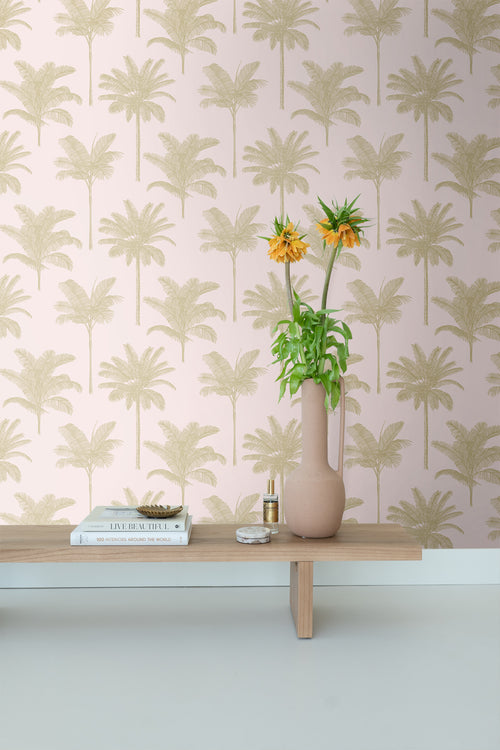 ESTAhome behang palmbomen zacht roze en goud - 53 cm x 10.05 m - 139164