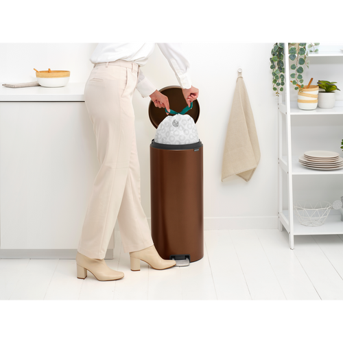 NewIcon pedaalemmer 30 liter met kunststof binnenemmer - Warm Bronze - vtwonen shop