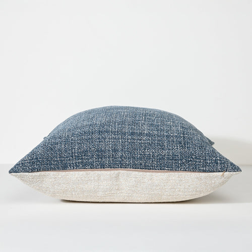 Darcy & Duke sierkussen Ocean Texture - Blauw - 55x55cm