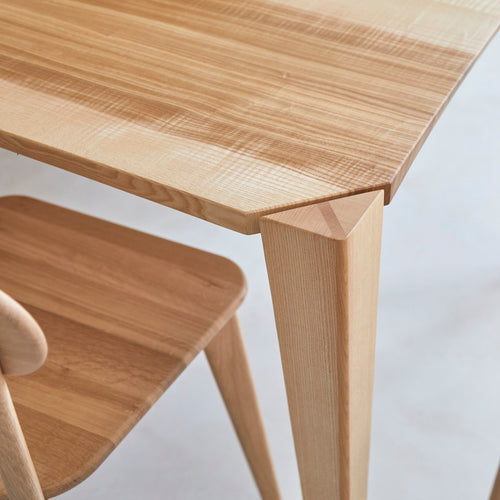 Tikamoon Tafel van massief Frans olijfessenhout voor 6/8 personen - Naturel