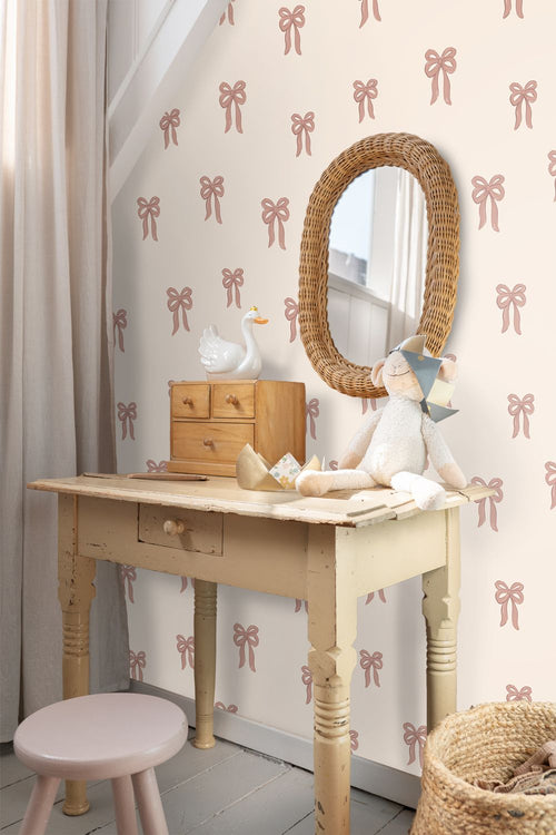 ESTAhome behang strikjes beige en terracotta roze - 50 x 900 cm - 131434