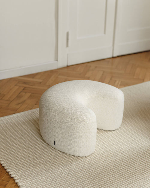 noo.ma U Pouf - Cloud Beige Bouclé, 50 x 60 x 30 cm