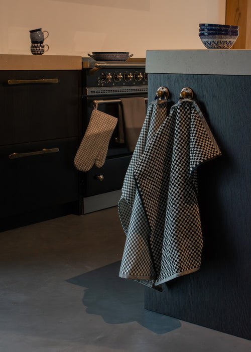 Luxe Keukendoek en Theedoek Kleine Ruit Zwart Bunzlau Castle - 100% biologisch GOTS katoen