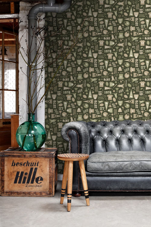 ESTAhome behang sportthema groen en beige - 50 x 900 cm - 131946