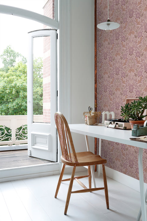 ESTAhome behang bloemen en vogels oudroze en lila paars - 50 x 900 cm - 131209