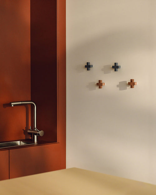 noo.ma Dodi houten wandhaken set van 2 - Wine Berry