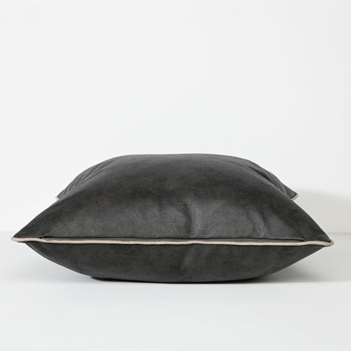 Darcy & Duke sierkussen Art Leather Onyx - Zwart - 55x55cm