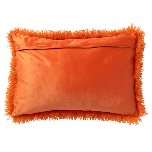 IBBY - sierkussen 40x60 cm - gerecycled - fluffy - Apricot Orange - oranje