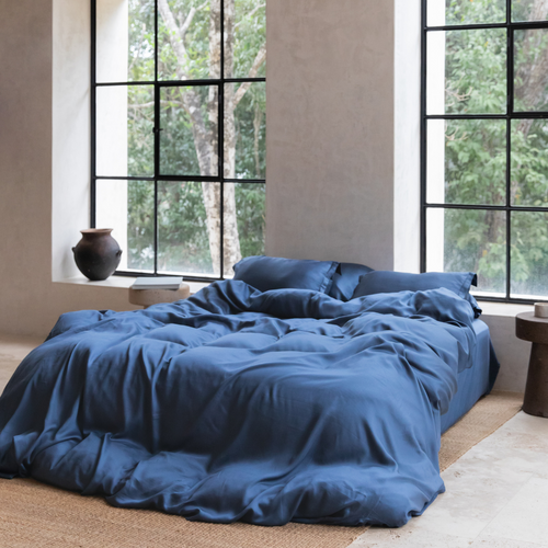 Coco & Cici - Tencel Sateen Dekbedovertrek 200 x 220 cm - 2 Persoons Beddengoed - Donker Blauw - Lyocell - Hypoallergeen & Extra Zacht - 2 - vtwonen shop