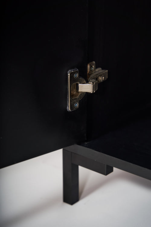 Meubel TV 2 deuren 3 lades JAN gelakt MDF met bloemenprint op zwarte achtergrond - vtwonen shop