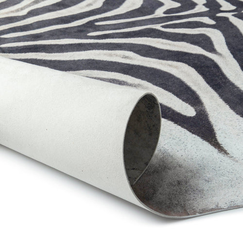 AFK Living vloerkleed Nakuru - dierenhuid-effect - zwart - 155 x 190 cm