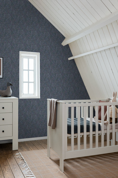 ESTAhome behang bloemetjes donkerblauw en donker paars - 50 x 900 cm - 131230 - vtwonen shop