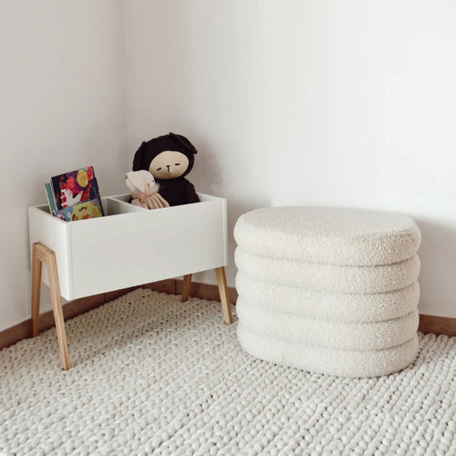 Petite Amélie Poef met opbergruimte - Beige - Teddy stof - Stevige houten constructie - Poef en opbergplek in één - vtwonen shop