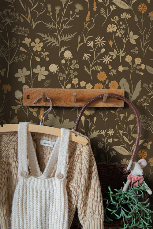 ESTAhome behang veldbloemen vergrijsd groen en bruin - 50 x 900 cm - 131463 - vtwonen shop