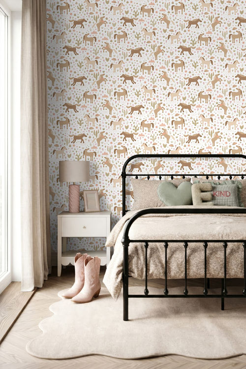 ESTAhome behang paarden bruin, groen en roze - 50 x 900 cm - 132193