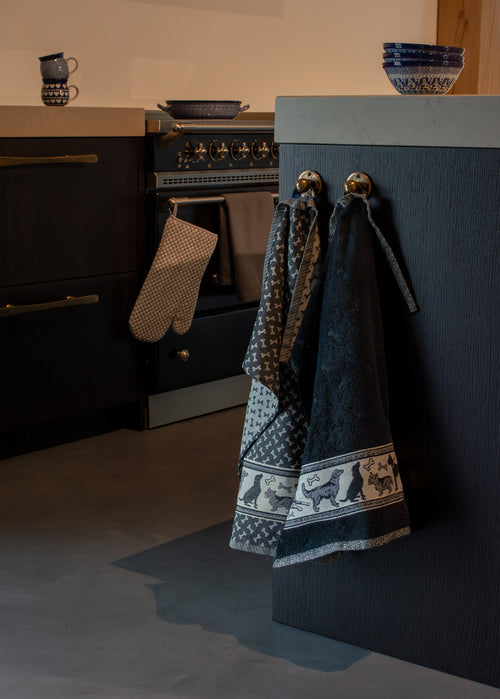 Luxe Keukendoek en Theedoek Hond Zwart - Bunzlau Castle - 100% biologisch GOTS katoen