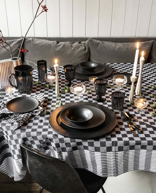 vtwonen Borden - Set van 2 - Mat Zwart - Porselein - Ø 25.5cm - vtwonen shop